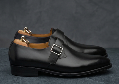 Black leather tabaca single monk strap