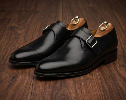 Black leather tabaca single monk strap