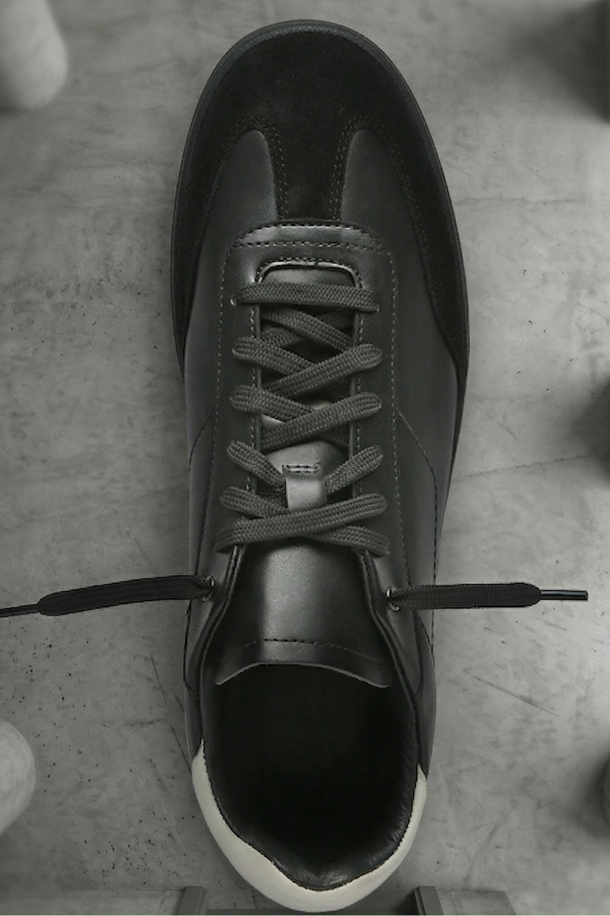 Farida low top sneaker