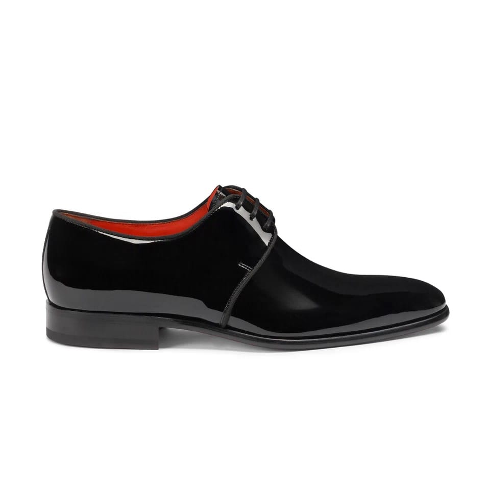 Black patent bellissimo derby shoe.