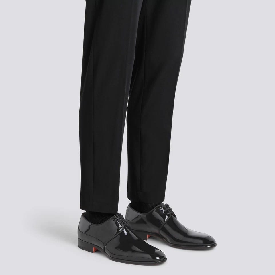 Black patent bellissimo derby shoe.